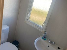 Greenacres Holiday Park - Holiday Accommodation 21664 - North Wales - 1188108 - thumbnail photo 14