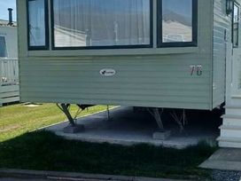Lyons Sunnysands Holiday Park - Holiday Accommodation 21669 - Mid Wales - 1188111 - thumbnail photo 3
