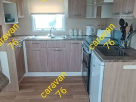 Lyons Sunnysands Holiday Park - Holiday Accommodation 21669 - Mid Wales - 1188111 - thumbnail photo 6