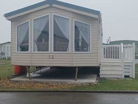 Lyons Sunnysands Holiday Park - Holiday Accommodation 21670 - Mid Wales - 1188112 - thumbnail photo 2