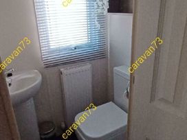 Lyons Sunnysands Holiday Park - Holiday Accommodation 21670 - Mid Wales - 1188112 - thumbnail photo 12
