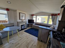 Clarach Bay Holiday Village - Holiday Accommodation 21674 - Mid Wales - 1188116 - thumbnail photo 2