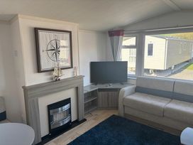 Clarach Bay Holiday Village - Holiday Accommodation 21674 - Mid Wales - 1188116 - thumbnail photo 9