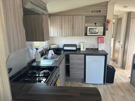 Clarach Bay Holiday Village - Holiday Accommodation 21674 - Mid Wales - 1188116 - thumbnail photo 10