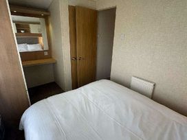 Golden Palm Resort - Holiday Accommodation 21676 - Lincolnshire - 1188117 - thumbnail photo 6