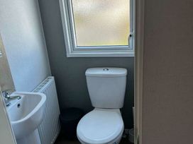 Brynowen Holiday Park - Holiday Accommodation 21677 - Mid Wales - 1188118 - thumbnail photo 12