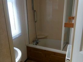 Clarach Bay Holiday Village - Holiday Accommodation 21687 - Mid Wales - 1188124 - thumbnail photo 5