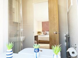 Southview Holiday Park - Holiday Accommodation 21690 - Lincolnshire - 1188126 - thumbnail photo 7
