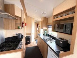 Golden Gate Holiday Centre - Holiday Accommodation 21691 - North Wales - 1188127 - thumbnail photo 2