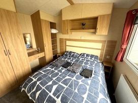 Golden Gate Holiday Centre - Holiday Accommodation 21691 - North Wales - 1188127 - thumbnail photo 5