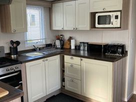Freshwater Beach Holiday Park - Holiday Accommodation 21693 - Dorset - 1188129 - thumbnail photo 8