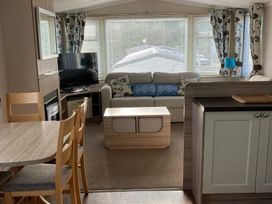 Freshwater Beach Holiday Park - Holiday Accommodation 21693 - Dorset - 1188129 - thumbnail photo 10