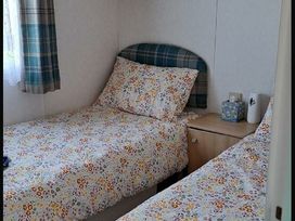 Happy Days Caravan Park - Holiday Accommodation 21696 - North Wales - 1188132 - thumbnail photo 4