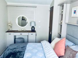 Wild Duck Holiday Park - Holiday Accommodation 21699 - Norfolk - 1188133 - thumbnail photo 8
