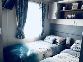 Wild Duck Holiday Park - Holiday Accommodation 21699 - Norfolk - 1188133 - thumbnail photo 10