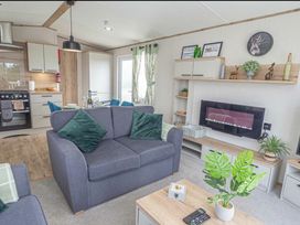 Ashbourne Heights Holiday Park - Holiday Accommodation 21704 - Peak District & Derbyshire - 1188136 - thumbnail photo 6