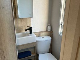 Ashbourne Heights Holiday Park - Holiday Accommodation 21704 - Peak District & Derbyshire - 1188136 - thumbnail photo 10