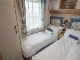 Ashbourne Heights Holiday Park - Holiday Accommodation 21704 - Peak District & Derbyshire - 1188136 - thumbnail photo 12