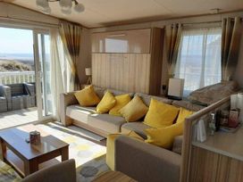 Carmarthen Bay Holiday Park - Holiday Accommodation 21708 - South Wales - 1188139 - thumbnail photo 5