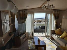 Carmarthen Bay Holiday Park - Holiday Accommodation 21708 - South Wales - 1188139 - thumbnail photo 6