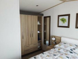 Carmarthen Bay Holiday Park - Holiday Accommodation 21708 - South Wales - 1188139 - thumbnail photo 10