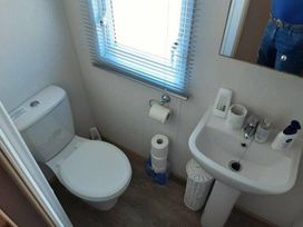 Carmarthen Bay Holiday Park - Holiday Accommodation 21708 - South Wales - 1188139 - thumbnail photo 14
