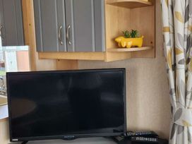 Kingfisher Caravan Park - Holiday Accommodation 21709 - Lincolnshire - 1188140 - thumbnail photo 3