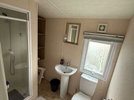 Butlins Skegness - Holiday Accommodation 21712 - Lincolnshire - 1188143 - thumbnail photo 12