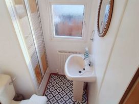 Hafan y Mor Haven - Holiday Accommodation 21715 - North Wales - 1188144 - thumbnail photo 11
