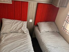 Marton Mere Holiday Village - Holiday Accommodation 21719 - Lake District - 1188148 - thumbnail photo 7