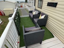 Devon Cliffs Holiday Park - Holiday Accommodation 21721 - Devon - 1188150 - thumbnail photo 10