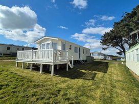Sandhills Holiday Park - Holiday Accommodation 21722 - Isle of Wight & Hampshire - 1188151 - thumbnail photo 2