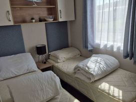 Sandhills Holiday Park - Holiday Accommodation 21722 - Isle of Wight & Hampshire - 1188151 - thumbnail photo 7