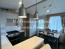 Presthaven Beach Resort - Holiday Accommodation 21728 - North Wales - 1188156 - thumbnail photo 4