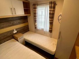 Presthaven Beach Resort - Holiday Accommodation 21728 - North Wales - 1188156 - thumbnail photo 10