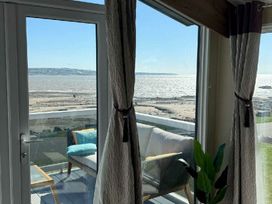 Trecco Bay - Holiday Accommodation 21732 - Somerset & Wiltshire - 1188158 - thumbnail photo 1