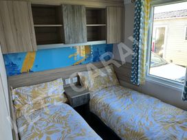 Church Farm Holiday Village - Holiday Accommodation 21738 - Hampshire - 1188161 - thumbnail photo 10