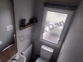 Marton Mere Holiday Village - Holiday Accommodation 21739 - Lake District - 1188162 - thumbnail photo 9