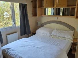 Quay West Holiday Park - Holiday Accommodation 21740 - Mid Wales - 1188163 - thumbnail photo 9