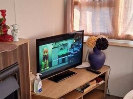 St Osyth Holiday Village - Holiday Accommodation 21742 - Suffolk & Essex - 1188165 - thumbnail photo 6
