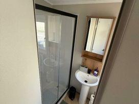 Hafan y Mor Haven - Holiday Accommodation 21748 - North Wales - 1188169 - thumbnail photo 3