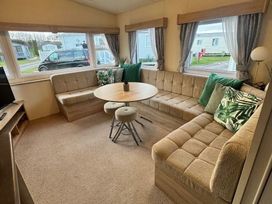 Marine Holiday Park - Holiday Accommodation 21749 - North Wales - 1188170 - thumbnail photo 4