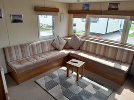 Ty Mawr Holiday Park - Holiday Accommodation 21752 - North Wales - 1188172 - thumbnail photo 2
