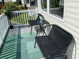 Looe Bay Holiday Park - Holiday Accommodation 21756 - Devon - 1188174 - thumbnail photo 1