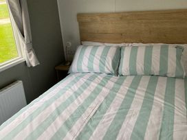 Looe Bay Holiday Park - Holiday Accommodation 21756 - Devon - 1188174 - thumbnail photo 8