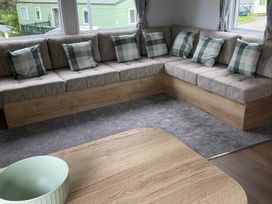 Looe Bay Holiday Park - Holiday Accommodation 21756 - Devon - 1188174 - thumbnail photo 12