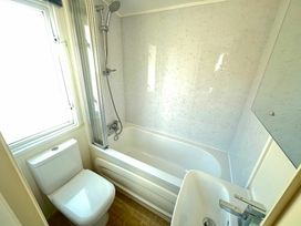 Freshwater Beach Holiday Park - Holiday Accommodation 21757 - Dorset - 1188175 - thumbnail photo 14