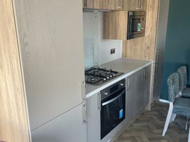 Hopton Holiday Village - Holiday Accommodation 21760 - Suffolk & Essex - 1188176 - thumbnail photo 6