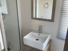 Hopton Holiday Village - Holiday Accommodation 21760 - Suffolk & Essex - 1188176 - thumbnail photo 10