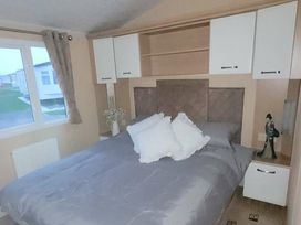 Golden Palm Resort - Holiday Accommodation 21761 - Lincolnshire - 1188177 - thumbnail photo 5